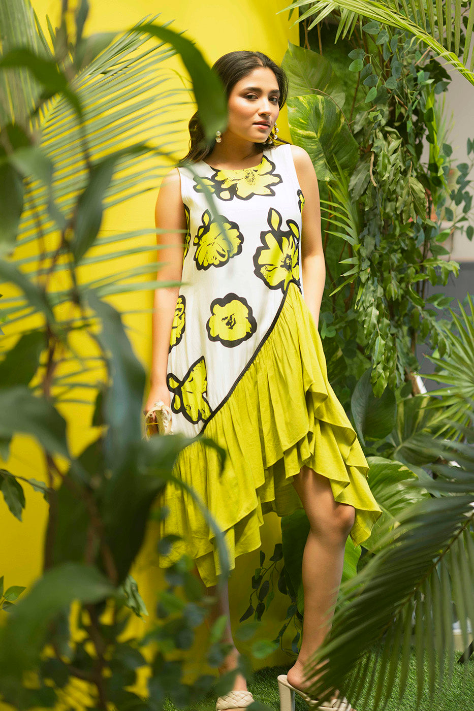 Sleeveless printed high-low Dress