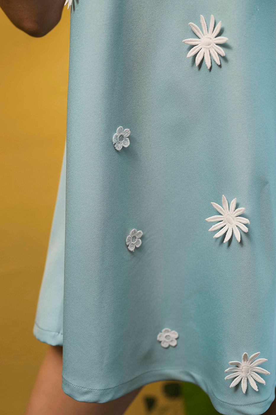 Sleeveless Dress with 3D flower Embellishment