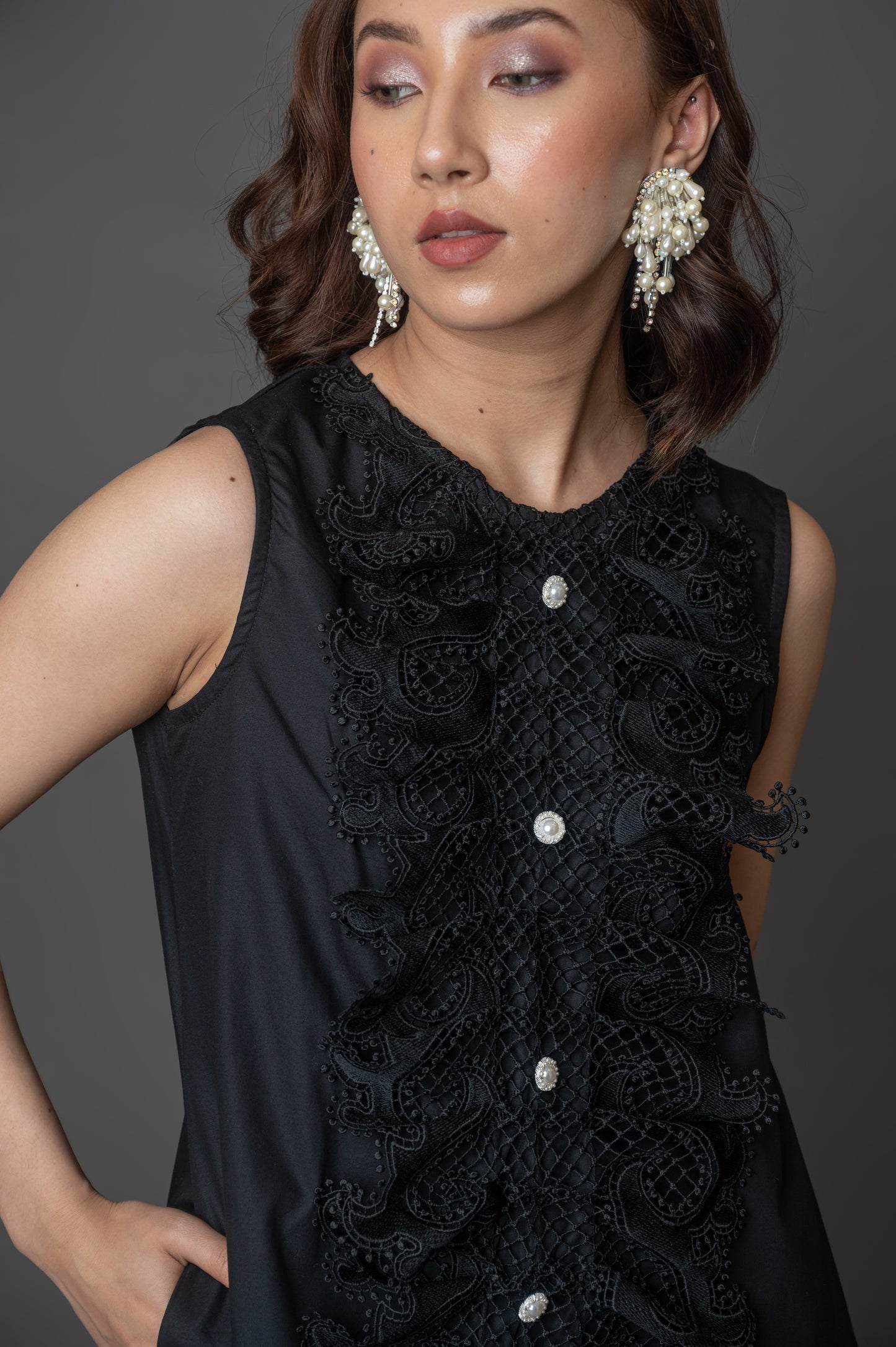 Sleeveless Black Dress With Lace Panel at the Front