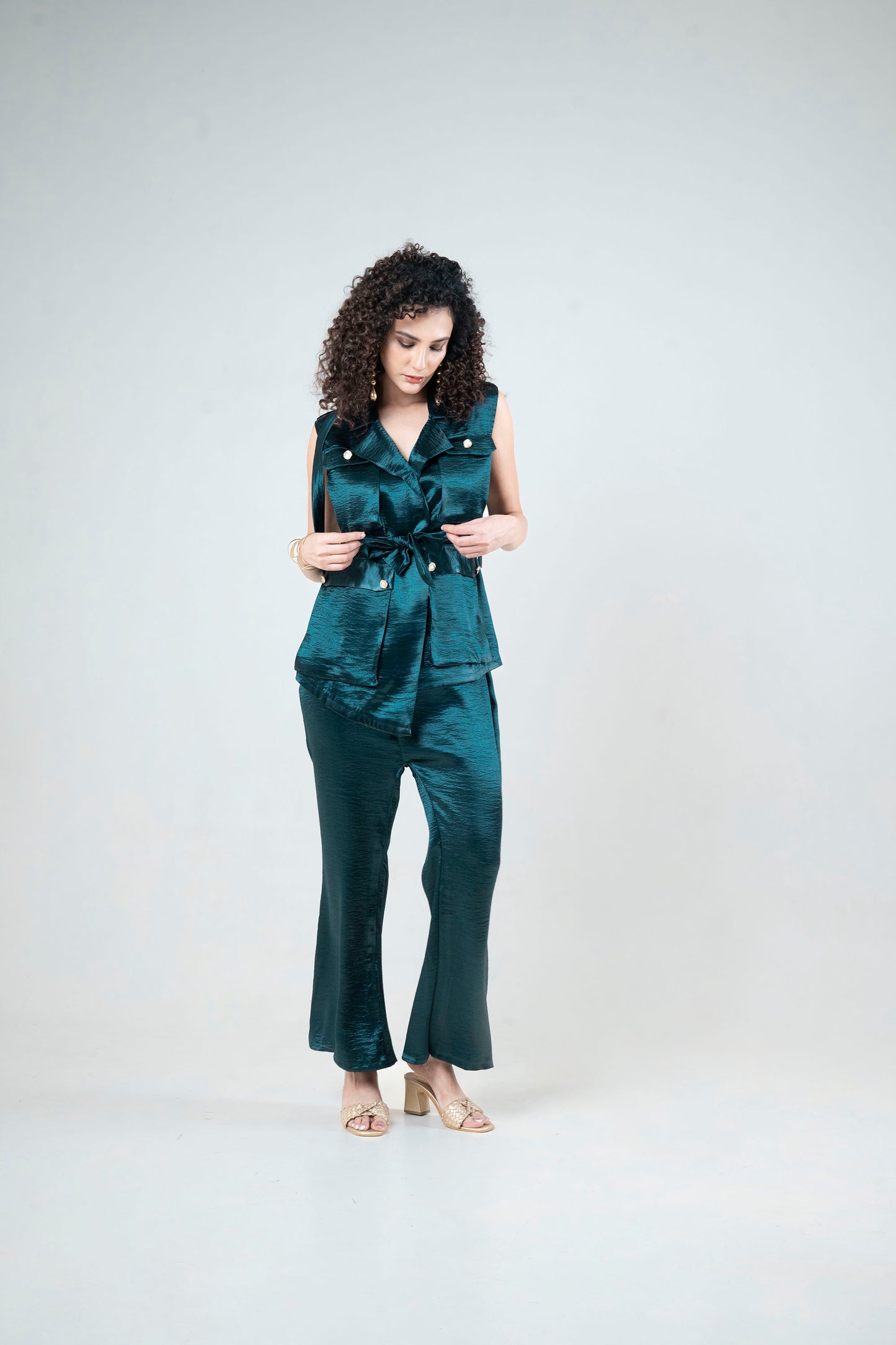 Glossy Sleeveless Blazer and Pant Set
